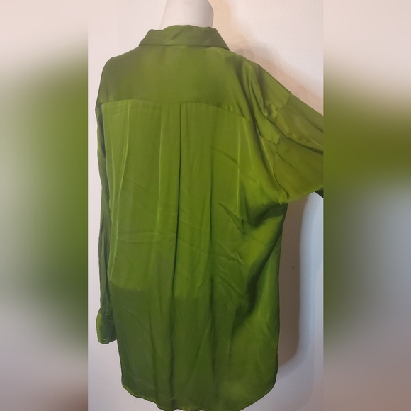 ZARA - WOMEN- size M- oversize blouse 100% viscose Button Down - Picture 7 of 10